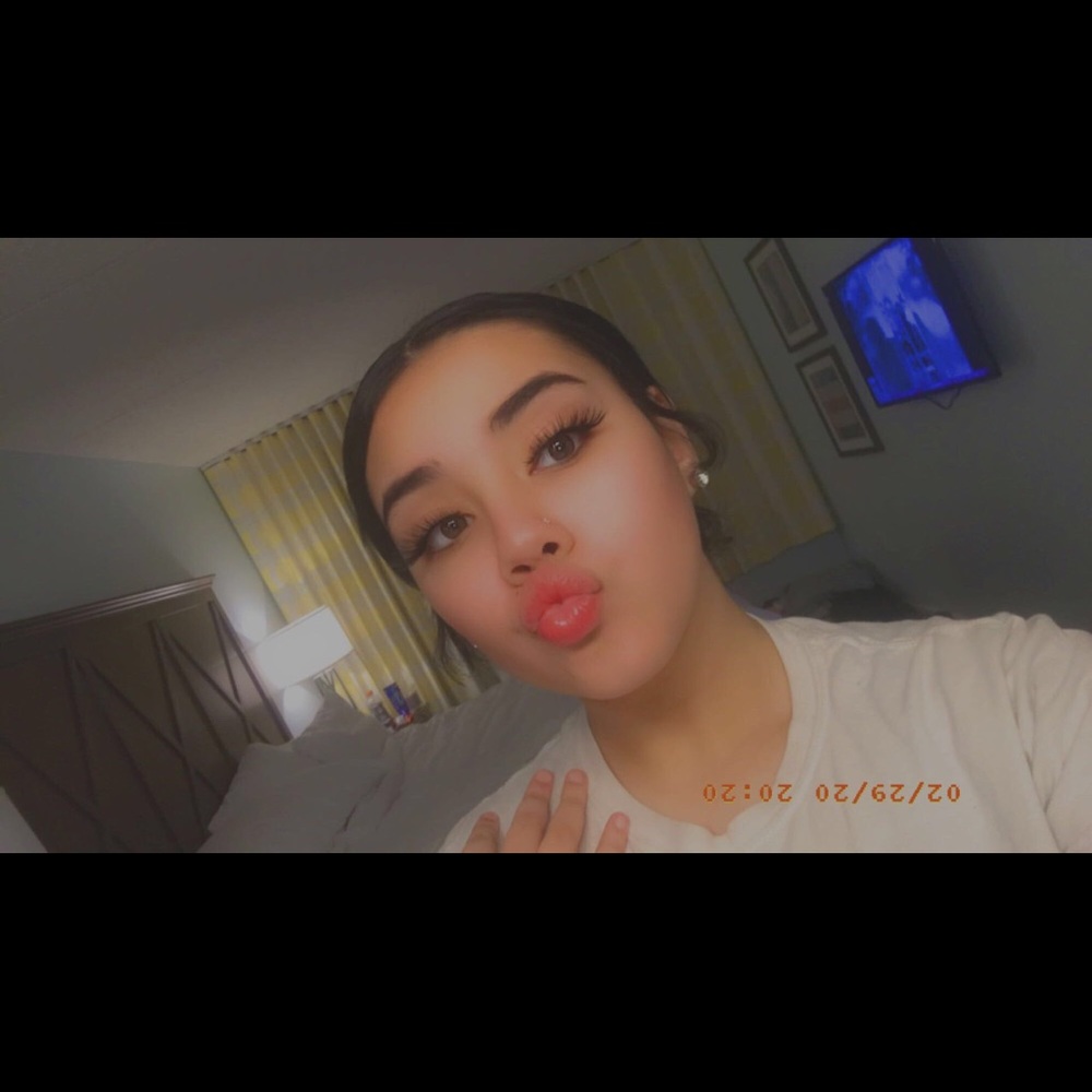 Meet your Posher, Arianna